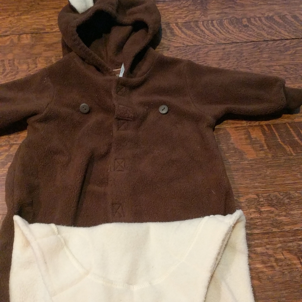🎉⭐ Host Pick⭐🎉 Halloween bear costume/jacket for 6/9 months - Picture 3 of 5